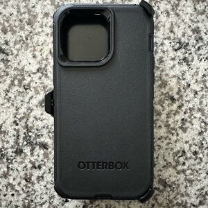 OtterBox Midnight Black Protective Case